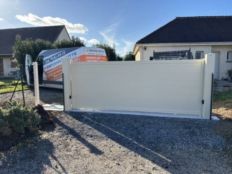 Installation, Motorisation, réparation et entretien d'automatisme de portail battant à Beuzeville, Honfleur, Pont-Audemer, Lisieux, Deauville, Bernay et toutes les communes environnantes