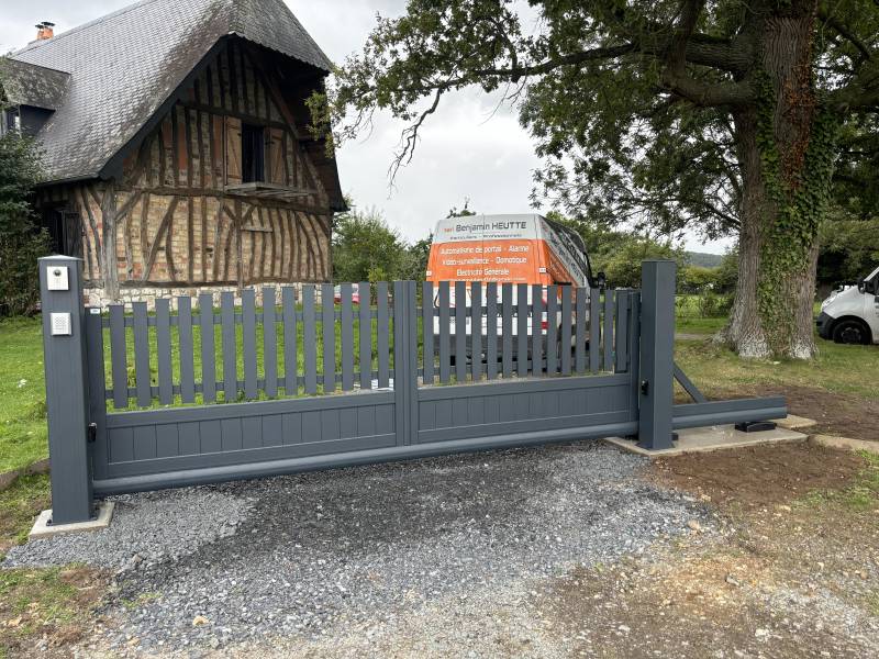 Société spécialisée en installation de motorisation de portails pour professionnels autour de Rouen 76